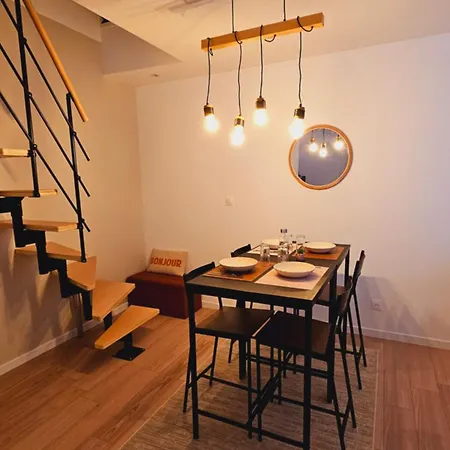 Sur Cour / 10 Min Du Stade Et De La Gare